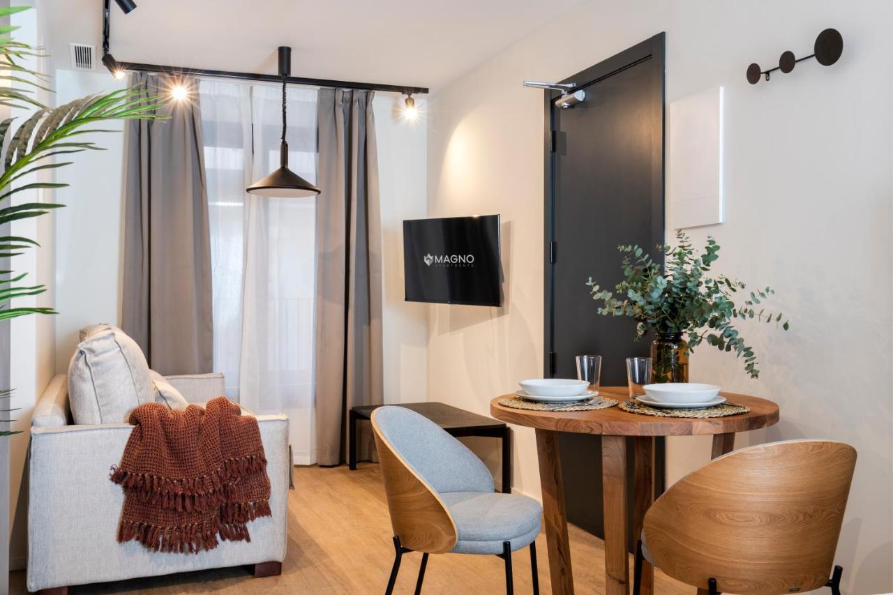 Magno Apartments Castilla Sevilla Bagian luar foto